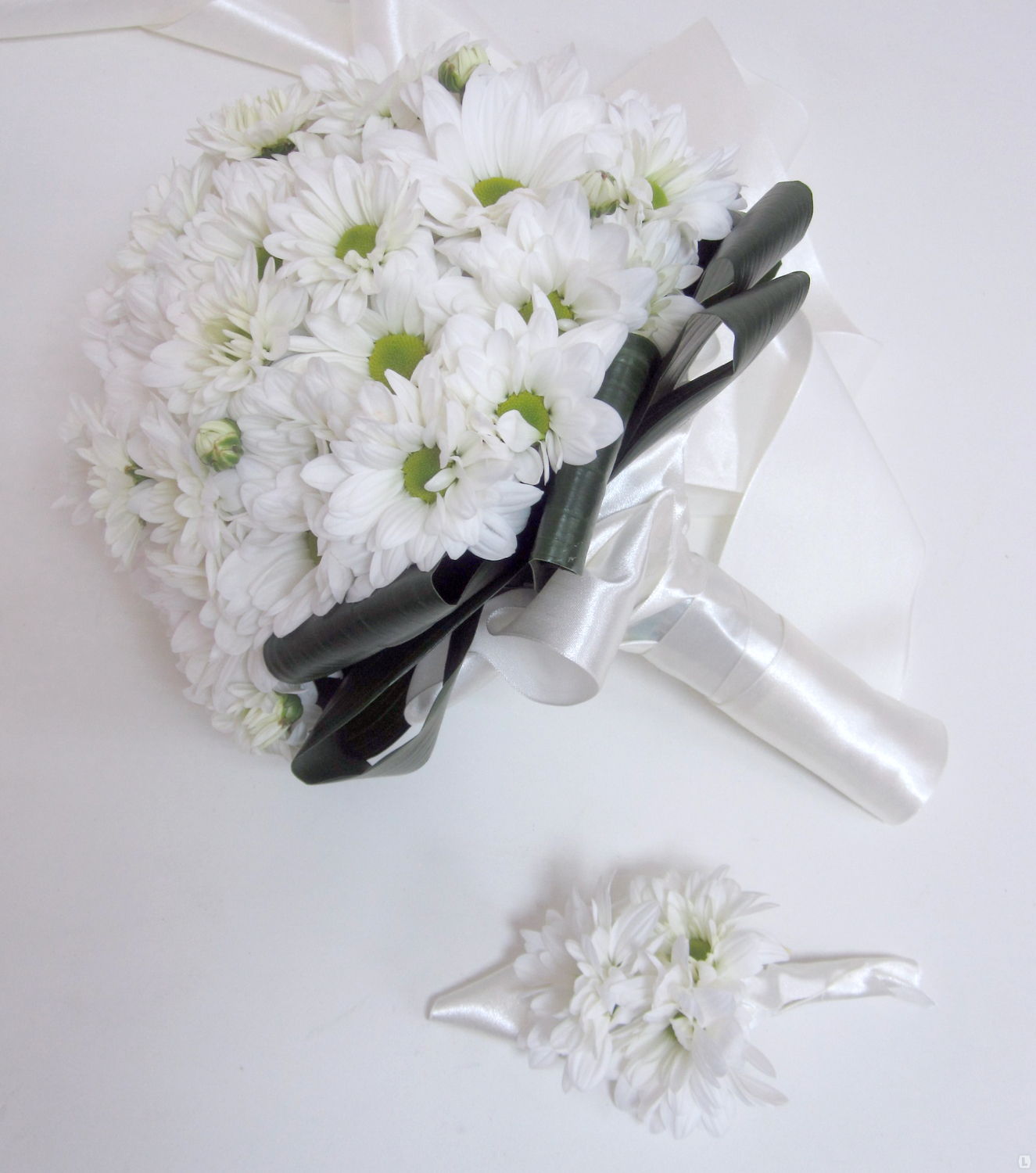 Букет невесты из кустовой хризантемы
